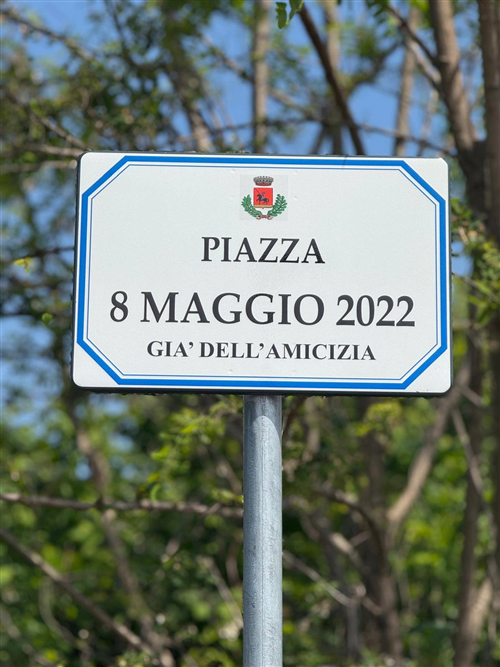 Piazza 8 maggio 2022, già dell'amicizia